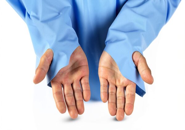 Cocoatlas Disposable Isolation Gown Blue Thumb Loop-2